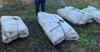 SERA NAYLONLARINI ÇALAN ŞÜPHELİ JANDARMAYA TAKILDI