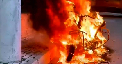 SÖKE'DE MOTOSİKLET YANGINI KORKUTTU