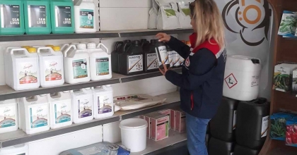 SÖKE'DE ZİRAİ İLAÇ VE GÜBRE BAYİLERİ DENETLENDİ