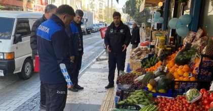 TURGUTLU'DA ZABITA VE EMNİYETTEN KALDIRIM İŞGALİ DENETİMİ