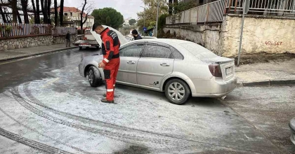 YATAĞAN'DA ARAÇ YANGINI KORKUTTU