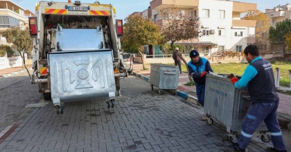 YUNUSEMRE’DE ÇÖP KONTEYNERLERİ YENİLENİYOR