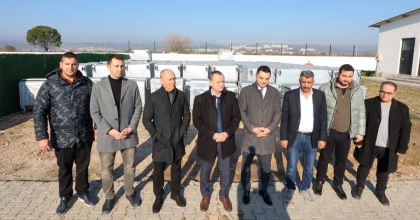 YUNUSEMRE'YE 500 ÇÖP KONTEYNERİ ALINDI