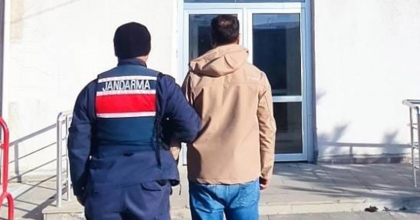 AFYONKARAHİSAR'DA KAÇAK ŞAHISLAR YAKALANDI