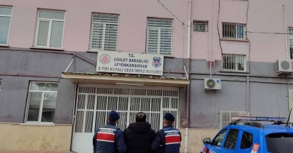 AFYON'DA 5 YIL HAPİS CEZASI İLE ARANAN ŞAHIS YAKALANDI