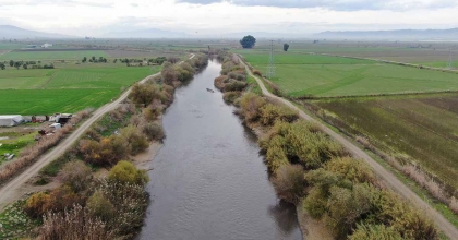 ARALIK YAĞMURLARI MENDERES'İN DEBİSİNİ ARTIRDI