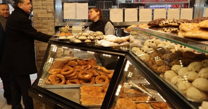 BAŞKAN BALABAN BARBAROS’TA VATANDAŞLARI DİNLEDİ