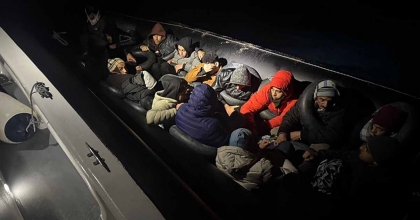 BODRUM'DA 21 DÜZENSİZ GÖÇMEN YAKALANDI