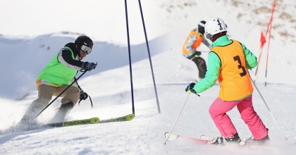 DENİZLİ KAYAK MERKEZİNDE HEYECAN YAŞANDI