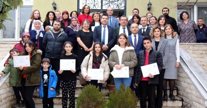 DERECEYE GİREN ÖĞRENCİLER ÖDÜLLENDİRİLDİ