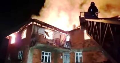 EMET'TE 3 KATLI BİNADA ÇIKAN YANGIN KORKUTTU