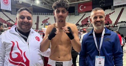 FETHİYELİ SPORCU KİCK BOKS’TA TÜRKİYE ÜÇÜNCÜSÜ OLDU