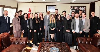 GENÇLERDEN BAŞKANA ZİYARET