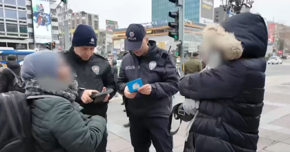 KALKAN-37 OPERASYONUNDA 42 GÖÇMEN KAÇAKÇISI YAKALANDI