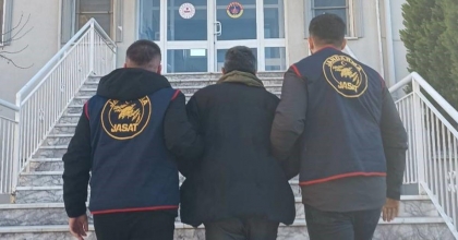 HIRSIZLIK SUÇUNDAN ARANAN ŞAHIS SÖKE'DE YAKALANDI