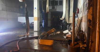 ISINMAK İÇİN YAKILAN ATEŞ SÖNDÜRÜLMEYİNCE YANGIN ÇIKTI