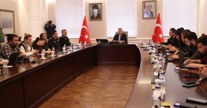 İZMİR'DE 2024 YILINDA 200'DEN FAZLA ÖRGÜT ÇÖKERTİLDİ