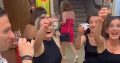 ÖĞRETMENLER OKUL İÇERİSİNDE KADEH KALDIRIP İÇKİ İÇTİ