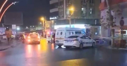 İZMİR'DE TAKSİCİLERİN 'ESKİ ELEMAN' TARTIŞMASI: 1 ÖLÜ, 2 AĞIR YARALI