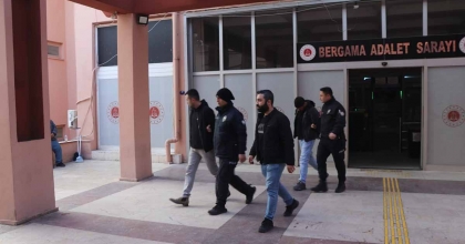 İZMİR'DE UYUŞTURUCU OPERASYONU: 3 ŞÜPHELİ TUTUKLANDI