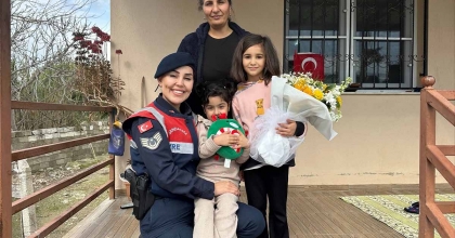 JANDARMA, ŞEHİT AİLESİNİ UNUTMADI