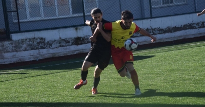 KALINKOZSPOR SON DAKİKALARDA GÜLDÜ: 3-1