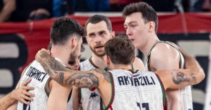 KARŞIYAKA BASKETBOL, İLK İÇ SAHA YENİLGİSİNİ ALDI