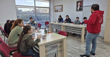 MUĞLA'DA GÖNÜLLÜ GENÇLERDEN ÖRNEK DAVRANIŞ