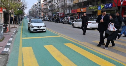 MANİSA’DA YEŞİL YOL UYGULAMASI TRAFİĞİ RAHATLATTI