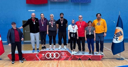 MERSİN'DEN 3 ALTIN 1 BRONZ MADALYAYLA DÖNDÜLER