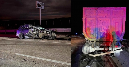 PARK HALİNDEKİ TIRA ÇARPAN ARAÇ HURDAYA DÖNDÜ