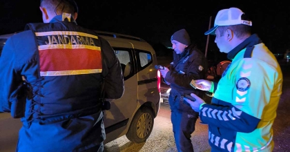 DENETİMLER GÜNÜN İLK IŞIKLARINA KADAR SÜRDÜ