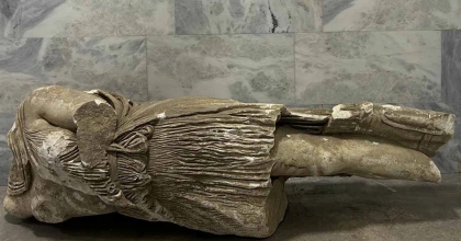 ROMA DÖNEMİNE AİT HEYKELİ SATMAK İSTERKEN YAKALANDILAR