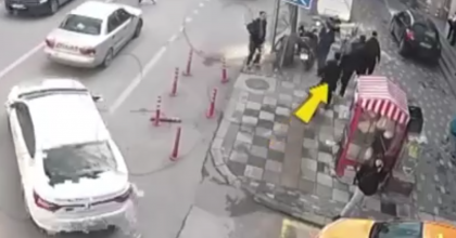 TELEFON DOLANDIRICILARINA PARASINI KAPTIRMAKTAN POLİS KURTARDI