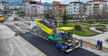 YENİŞEHİR’DE ASFALT YENİLENİYOR