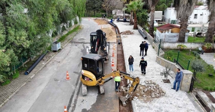 YAĞMUR SUYU HATTI ÇALIŞMALARI DEVAM EDİYOR
