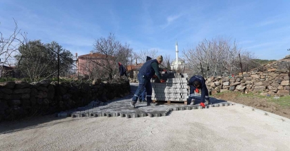 YUNUSEMRE’DE SOKAKLAR YENİLENİYOR