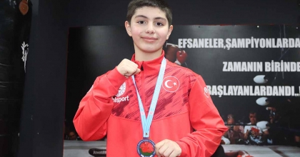 'ROCKY' FİLMİNDEN ETKİLENDİ, TÜRKİYE ŞAMPİYONU OLDU