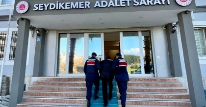 8 AYRI SUÇTAN ARANAN ŞAHIS, SEYDİKEMER’DE YAKALANDI
