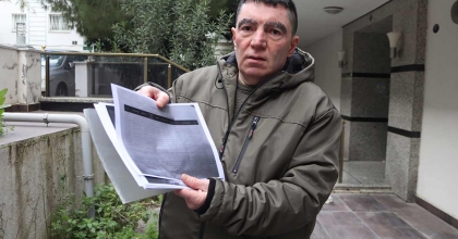 ALACAKLARINI TAHSİL ETSİN DİYE TUTTUĞU AVUKATI DA ONU DOLANDIRDI