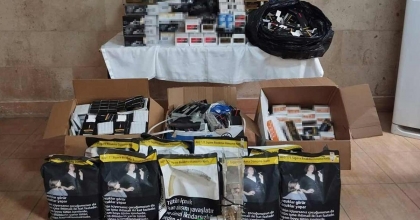 AYDIN'DA JANDARMADAN BANDROLSÜZ SİGARA BASKINI