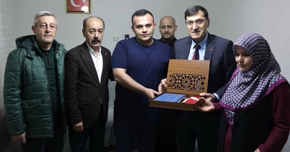 BAŞKAN EYÜP KAHVECİ'DEN ŞEHİT AİLESİNE ANLAMLI ZİYARET