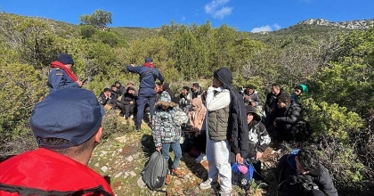 BODRUM'DA 45 DÜZENSİZ GÖÇMEN YAKALANDI