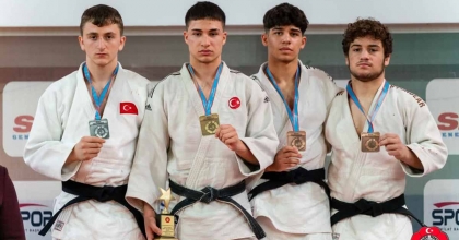 EMİN LEVENT YELKENCİ TÜRKİYE ŞAMPİYONU