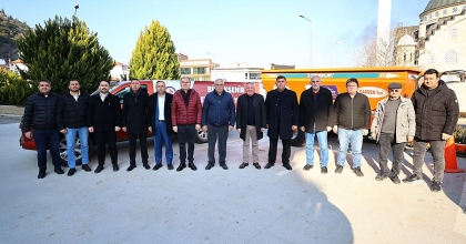 HONAZ’DA ÜRETİCİLERE RÖMORK DESTEĞİ