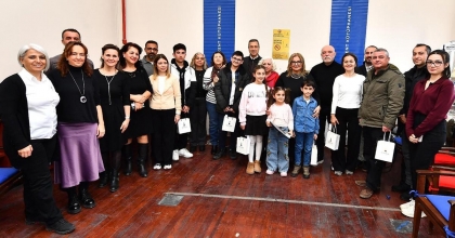 İZMİR’İN KİTAP KURTLARINA ERCAN KESAL’LI SÜRPRİZ