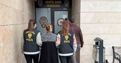 İKİ EVDEN 370 BİN TL’LİK ALTIN ÇALAN ŞAHISLAR YAKALANDI