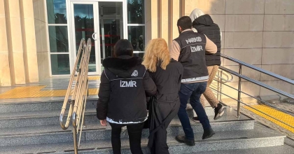 İZMİR'DE UYUŞTURUCU OPERASYONU: 5 TUTUKLAMA