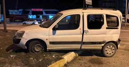 KAZA GEÇİREN MİLLETVEKİLİ YURDUNUSEVEN’İN TEDAVİSİ DEVAM EDİYOR