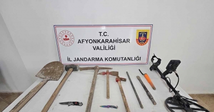 KAÇAK KAZI YAPAN ŞÜPHELİLER SUÇÜSTÜ YAPILDI